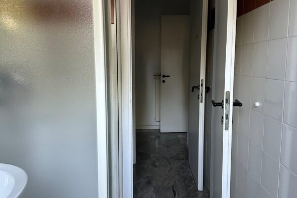 cambio d'uso con frazionamento | trasformazione ufficio in abitativo| flipping | bergamo