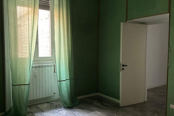 operazione immobiliare Bergamo | frazionamento ufficio e cambio uso in abitativo | bilocale | Bergamo