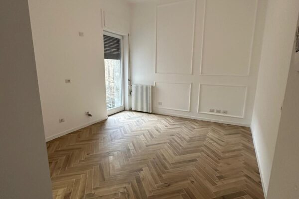 operazione immobiliare Bergamo | frazionamento ufficio e cambio uso in abitativo | bilocale | Bergamo