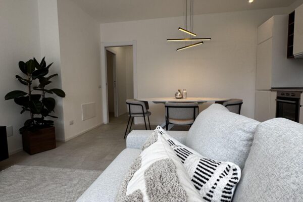 operazione immobiliare | trasformazione da ufficio ad abitativo | bilocale moderno | zona living | milano | pordoi