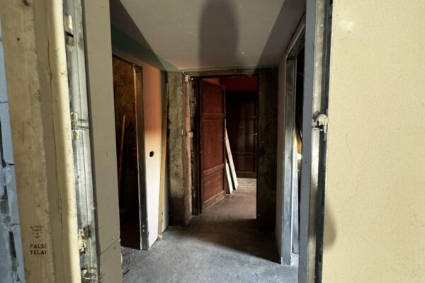 lipping immobiliare | trasformazione di sottotetto in bilocale di desing | via mincio | cantiere