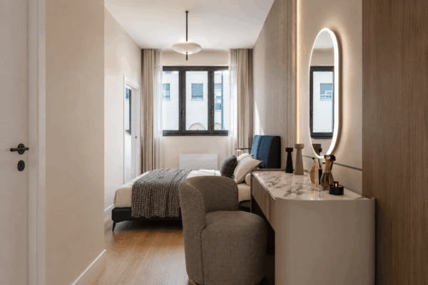 Camera con cabina armadio e bagno privato Milano_Flipping immobiliare