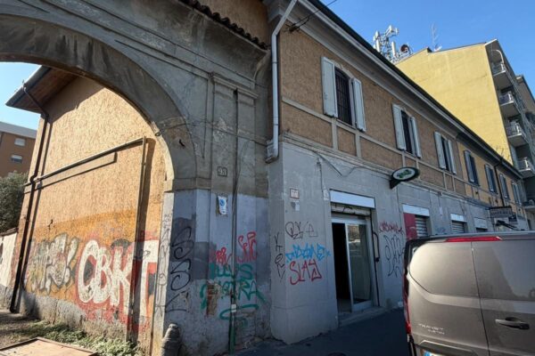 Flipping immobiliare Milano - Riqualificazione facciata esterna